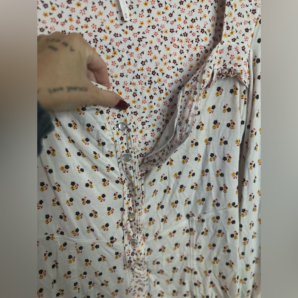 SOLD free people floral henley long sleeve - Picture 3 of 6